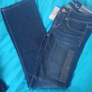 ❤NWT ❤ American Eagle slim boot jeans